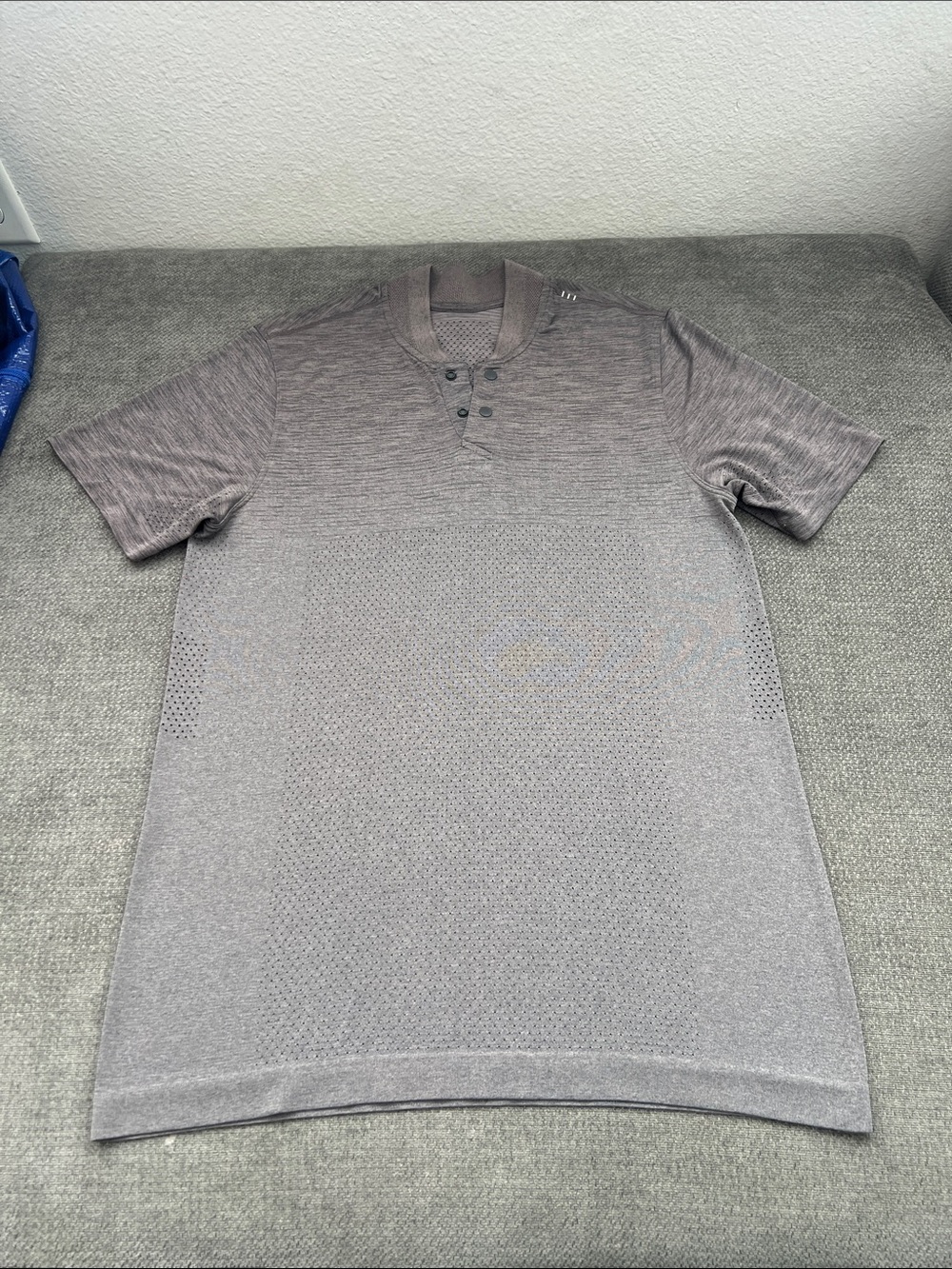 lululemon athletica Men's Heathered Taupe Short-Sleeve Henley Polo
